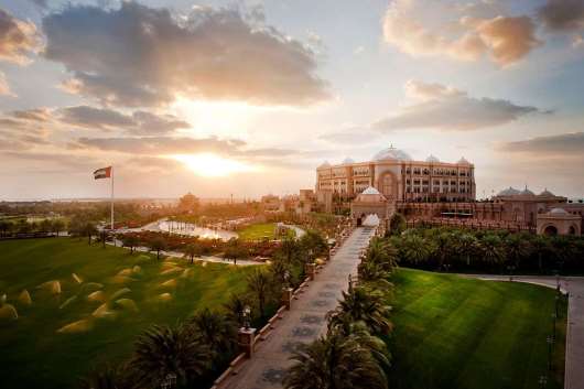 Emirates Palace (Abu Dhabi).