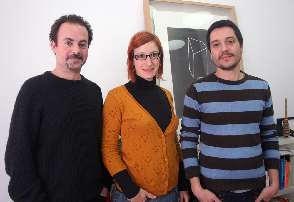 Xavi Calvo (primero por la izquierda) con el resto de componentes de estudio Menta.