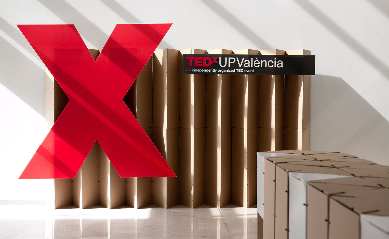 dissenycv.es-samaruc-TEDxUPValència_Acceso-y-Lounge-Area_Mariola-Marcet_Feb-2016-(01)