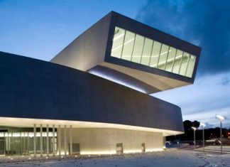 Cassina patrocina la exposición romana sobre Le Corbusier