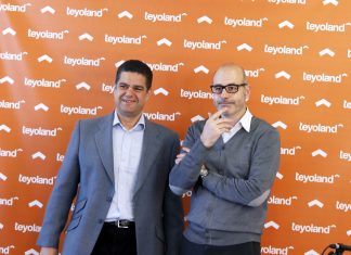 Ignacio Tello y Francesc Rifé presentan en público el proyecto Teyoland. Presentación Teyoland