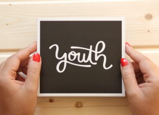 Estudi Cercle diseñan el nuevo álbum de Òscar Briz