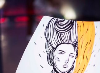 Artistas y diseñadores valencianos customizan iconos de Kartell