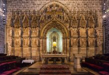 El Ayto. de Valencia contrata por 10.800 euros la campaña gráfica del Santo Cáliz