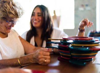 Barreira promueve una plataforma de apoyo a creadores valencianos