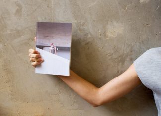 Breve une diseño y fotografía en una nueva marca de papelería