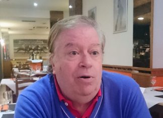 Rafa Gassent: «La publicidad actual perpetúa un modelo conservador que eterniza los roles de género»