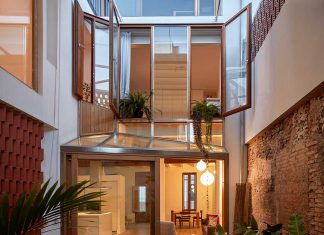 Proyecto: Casa Flora, por Arturo Sanz y Carmel Gradolí