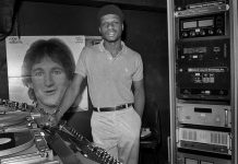 Tactelgraphics construye su propia cosmología