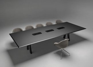 Black Tone, lo nuevo de JMM reúne diseños de Mario Ruiz o Francesc Rifé