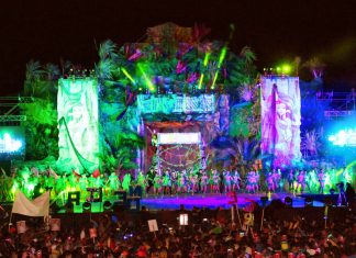 Ricardo Alcaide crea por segundo año consecutivo la escenografía del Carnaval de Vinaròs