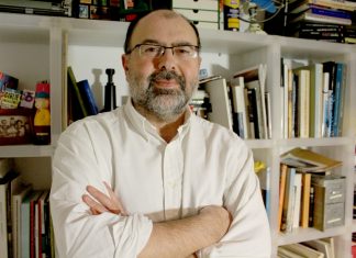 «Lloc de paraules»: Tomàs Gorria juga amb el disseny i la tipografia