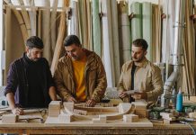 MUT Design reivindica el rattan en el nuevo «Armadillo» para Expormim