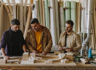 MUT Design reivindica el rattan en el nuevo «Armadillo» para Expormim