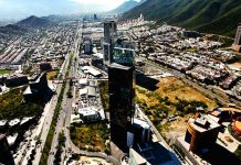 Compañías valencianas de mobiliario fortalecen lazos con México.