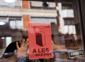 «Tornem», la campanya de suport al xicotet comerç desenvolupada per Migue Martí